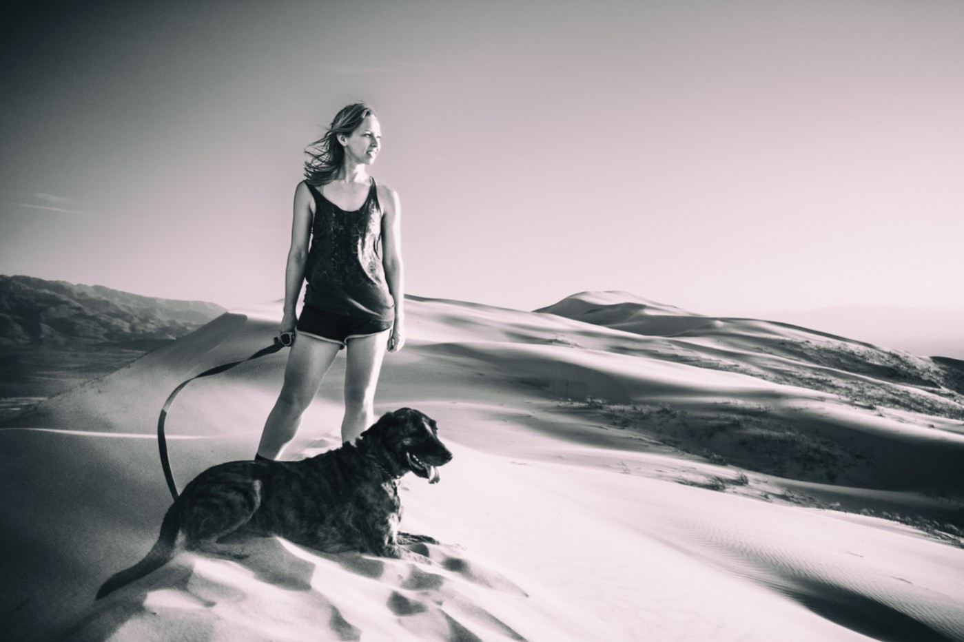 Diana and Tiger. Kelso Dunes, Mojave National Preserve. Maybe all this dust has something to do with the places I've taken the X-E1. X-E1, 18mm, f/2.0, 1/1500, ISO 200