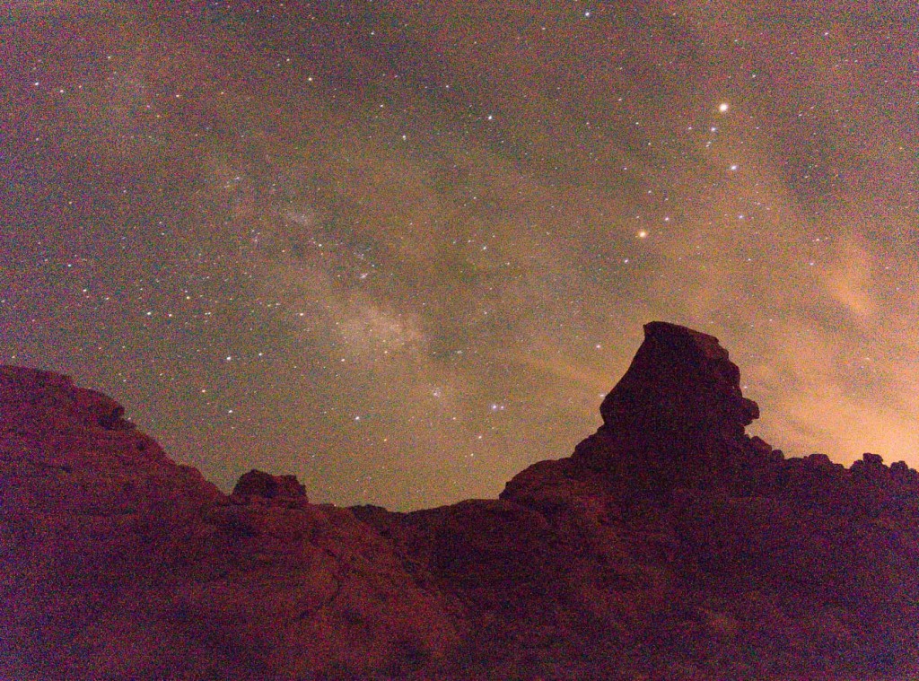 photographing-milky-way-smartphone-raw-unprocessed-1