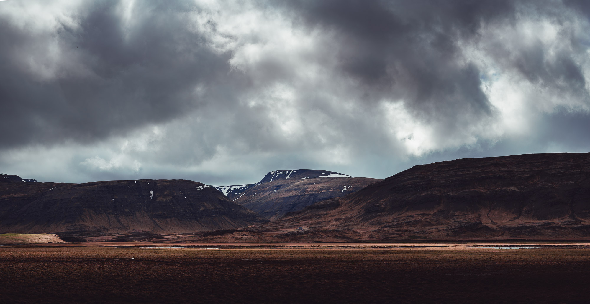 Kjósarskarðsvegur, Iceland. 12 frame panorama, 70 megapixels, Sigma 105mm f/1.4 @ f/5.6, 1/1250th, ISO 100